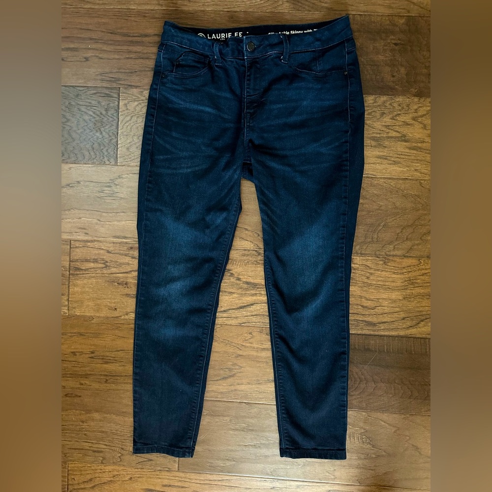 Gorgeous Laurie Felt silky feel straight jeans size medium (for like an 8/10
